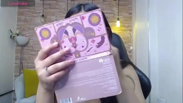 Image 4 of scarlet_b_ Stream on Chaturbate on 1 month ago