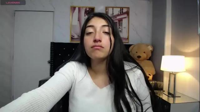 Image 11 of scarlet_b_ Stream on Chaturbate on 1 month ago