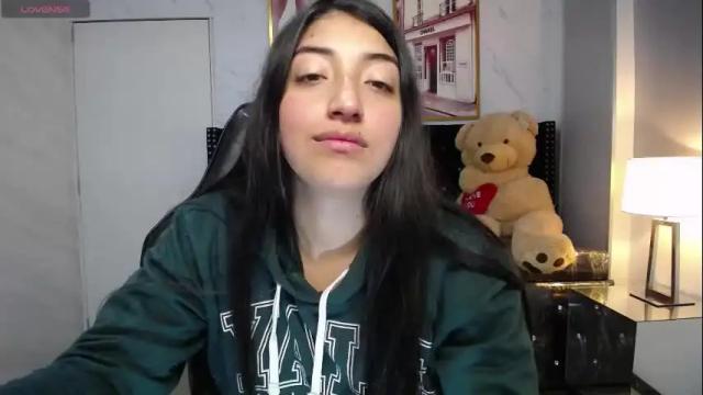 Image 12 of scarlet_b_ Stream on Chaturbate on 1 month ago