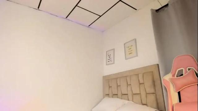 Thumbnail 1, scarlet_darling26's Stream at Chaturbate, 1 month ago