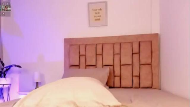 Thumbnail 1, scarlet_darling26's Stream at Chaturbate, 3 months ago