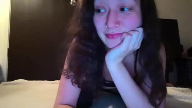 Image 3 of scarlet_eyes Stream on Chaturbate on 16 months ago