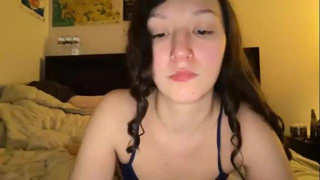 Image 3 of scarlet_eyes Stream on Chaturbate on 15 months ago