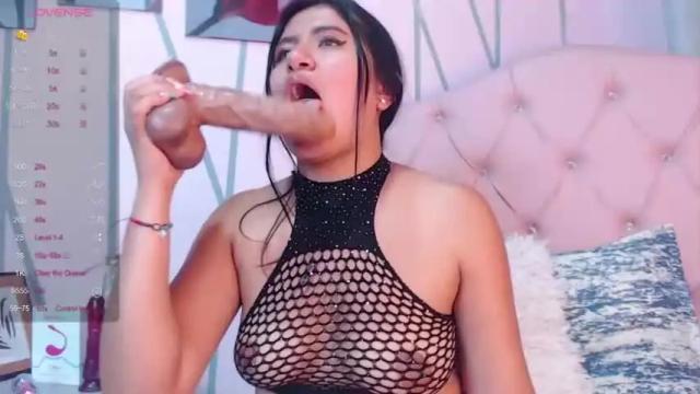 Image 12 of scarlet_fostt_ Stream on Chaturbate on 12 months ago