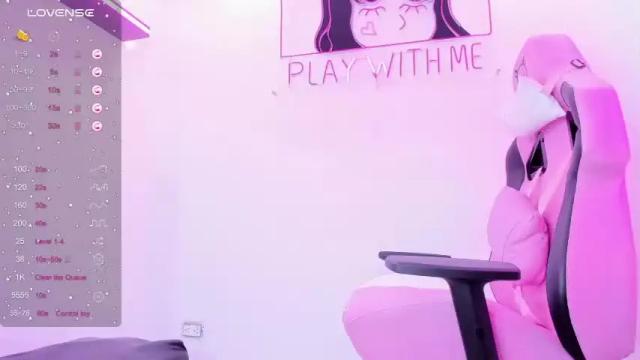 Image 11 of scarlet_foxxxx Stream on Chaturbate on 16 months ago