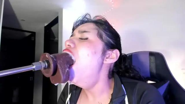Image 10 of scarlet_gold Stream on Chaturbate on 14 months ago