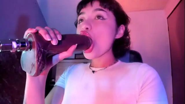 Thumbnail 1, scarlet_gold's Stream at Chaturbate, 1 month ago