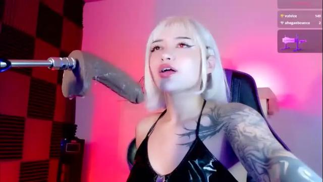 Thumbnail 2, scarlet_gold's Stream at Chaturbate, 2 months ago