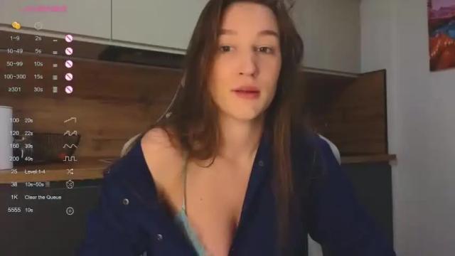 Image 2 of scarlet_green_eyes Stream on Chaturbate on 17 months ago