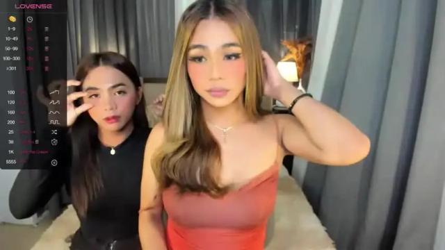 Image 2 of scarlet_greyy Stream on Chaturbate on 15 months ago