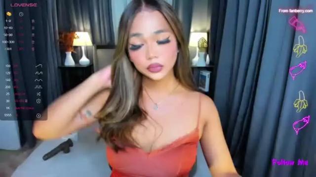 Image 6 of scarlet_greyy Stream on Chaturbate on 14 months ago