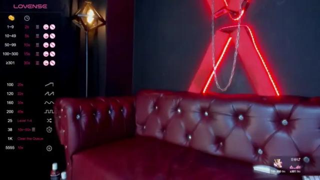 Image 7 of scarlet_jhons__ Stream on Chaturbate on 14 months ago
