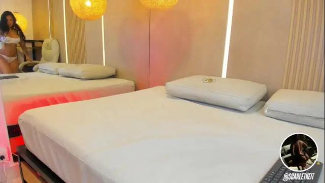 Image 10 of scarlet_keit Stream on Chaturbate on 13 days ago