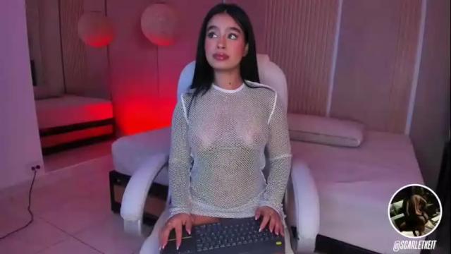 Image 2 of scarlet_keit Stream on Chaturbate on 12 days ago