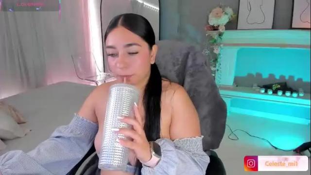 Image 3 of scarlet_miller_1 Stream on Chaturbate on 1 month ago