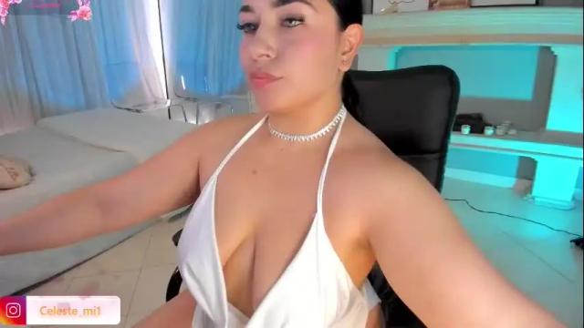Image 12 of scarlet_miller_1 Stream on Chaturbate on 27 days ago