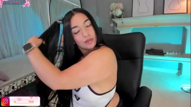 Thumbnail 3, scarlet_miller_1's Stream at Chaturbate, 17 days ago