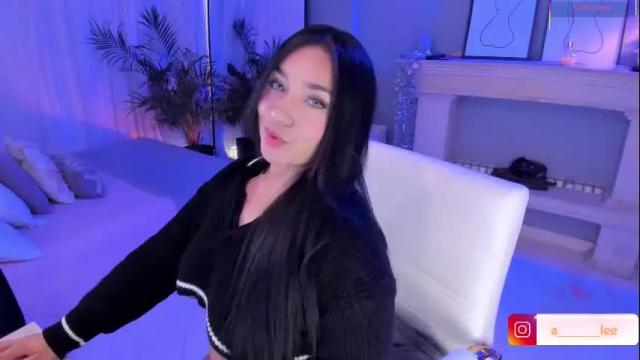 Image 8 of scarlet_miller_1 Stream on Chaturbate on 3 days ago