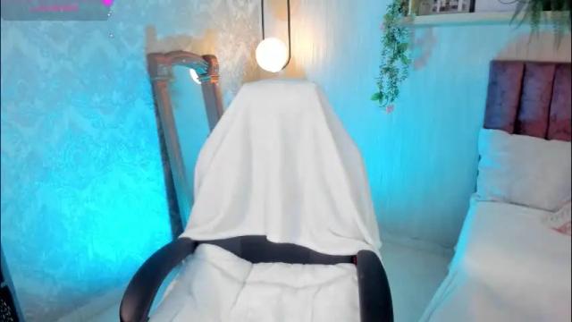 Image 10 of scarlet_miller_1 Stream on Chaturbate on 2 months ago