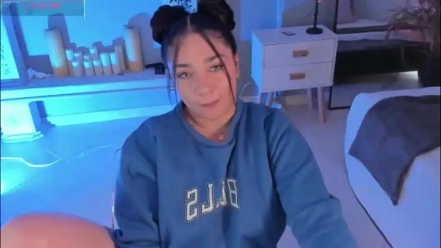 Image 2 of scarlet_miller_1 Stream on Chaturbate on 28 days ago