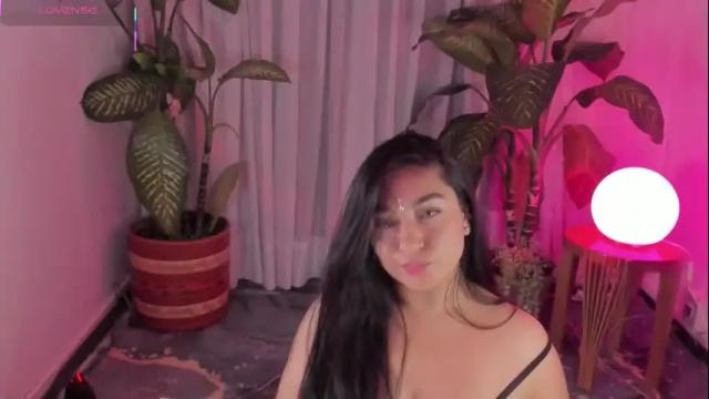 Image 7 of scarlet_miller_1 Stream on Chaturbate on 27 days ago