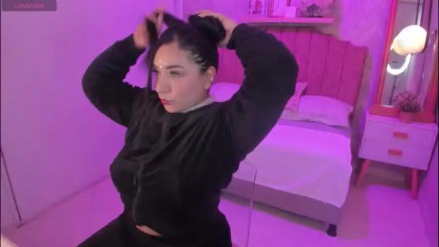 Image 11 of scarlet_miller_1 Stream on Chaturbate on 6 days ago