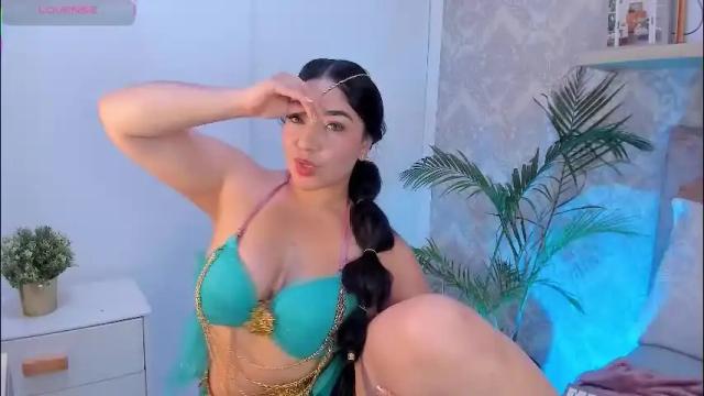 Image 11 of scarlet_miller_1 Stream on Chaturbate on 1 day ago