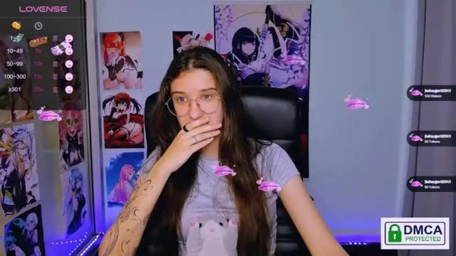 Thumbnail 1, scarlet_mooore's Stream at Chaturbate, 17 months ago