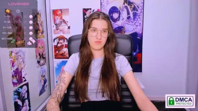 Image 6 of scarlet_mooore Stream on Chaturbate on 17 months ago