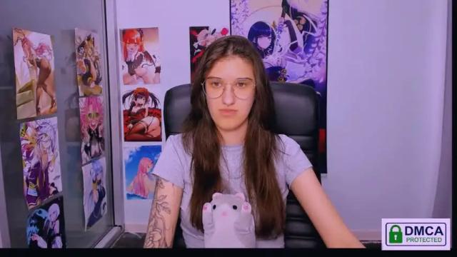 Image 3 of scarlet_mooore Stream on Chaturbate on 17 months ago