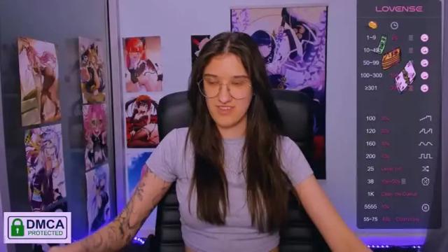 Image 6 of scarlet_mooore Stream on Chaturbate on 17 months ago