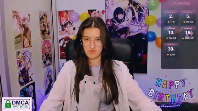 Image 10 of scarlet_mooore Stream on Chaturbate on 17 months ago