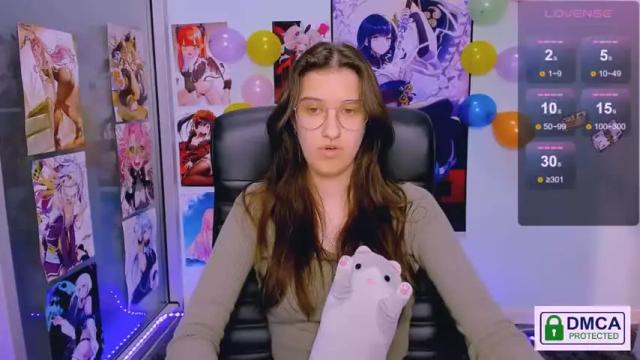 Image 3 of scarlet_mooore Stream on Chaturbate on 18 months ago