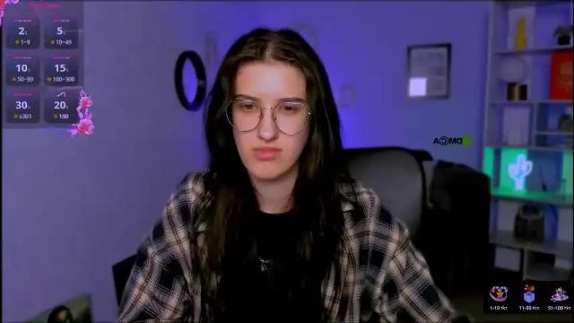 Image 3 of scarlet_mooore Stream on Chaturbate on 3 months ago