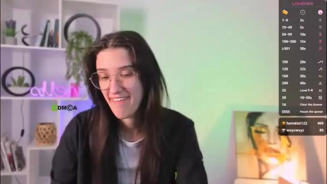 Image 8 of scarlet_mooore Stream on Chaturbate on 15 days ago