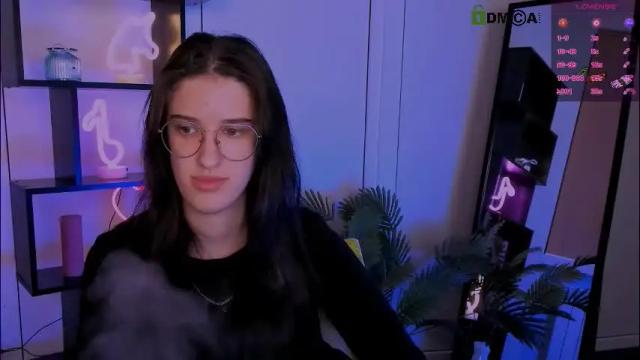 Thumbnail 3, scarlet_mooore's Stream at Chaturbate, 1 month ago