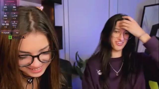 Image 12 of scarlet_mooore Stream on Chaturbate on 29 days ago