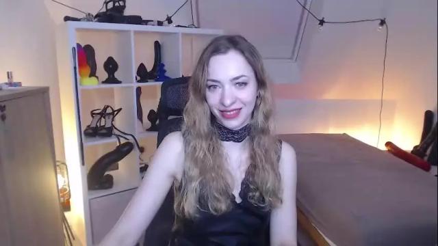 Image 12 of scarlet_sophie Stream on Chaturbate on 1 month ago
