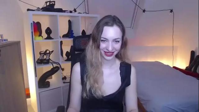 Image 8 of scarlet_sophie Stream on Chaturbate on 22 days ago