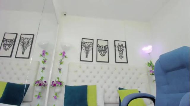 Image 10 of scarlet_stan22 Stream on Chaturbate on 1 month ago