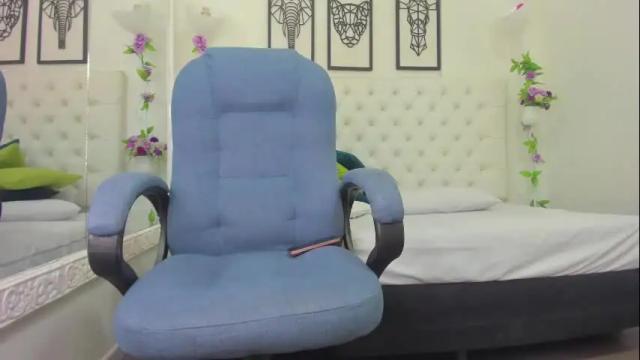Image 12 of scarlet_stan22 Stream on Chaturbate on 1 month ago