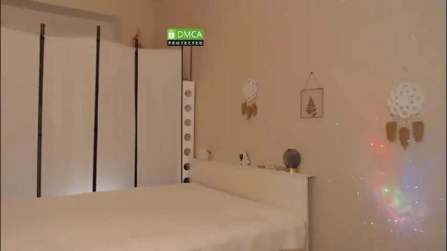 Image 3 of scarlet_sweety Stream on Chaturbate on 1 month ago