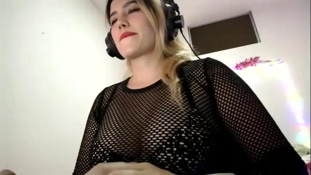 Thumbnail 2, scarlet_whisper's Stream at Chaturbate, 3 months ago
