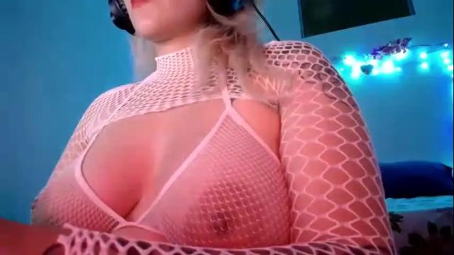 Thumbnail 1, scarlet_whisper's Stream at Chaturbate, 1 month ago