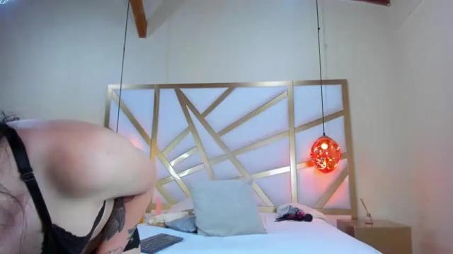 Image 10 of scarlet_wittch Stream on Chaturbate on 15 months ago