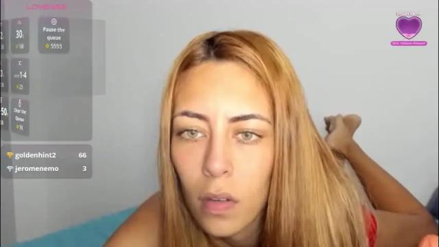 Image 11 of scarletbrow Stream on Chaturbate on 2 months ago