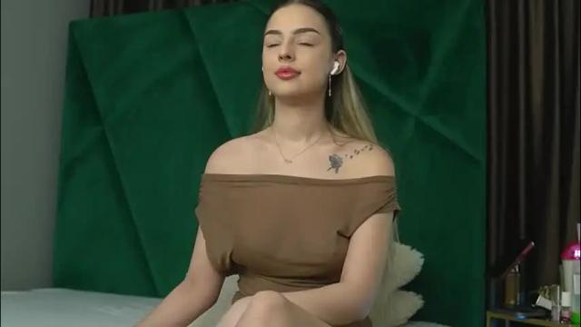 Image 11 of scarletcoles Stream on Chaturbate on 1 month ago