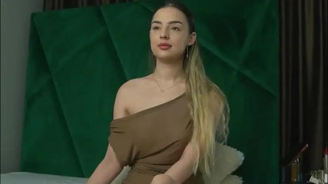 Image 6 of scarletcoles Stream on Chaturbate on 1 month ago