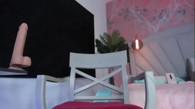 Image 12 of scarletdavis_ Stream on Chaturbate on 1 month ago