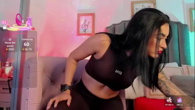 Image 7 of scarleth6 Stream on Chaturbate on 2 months ago